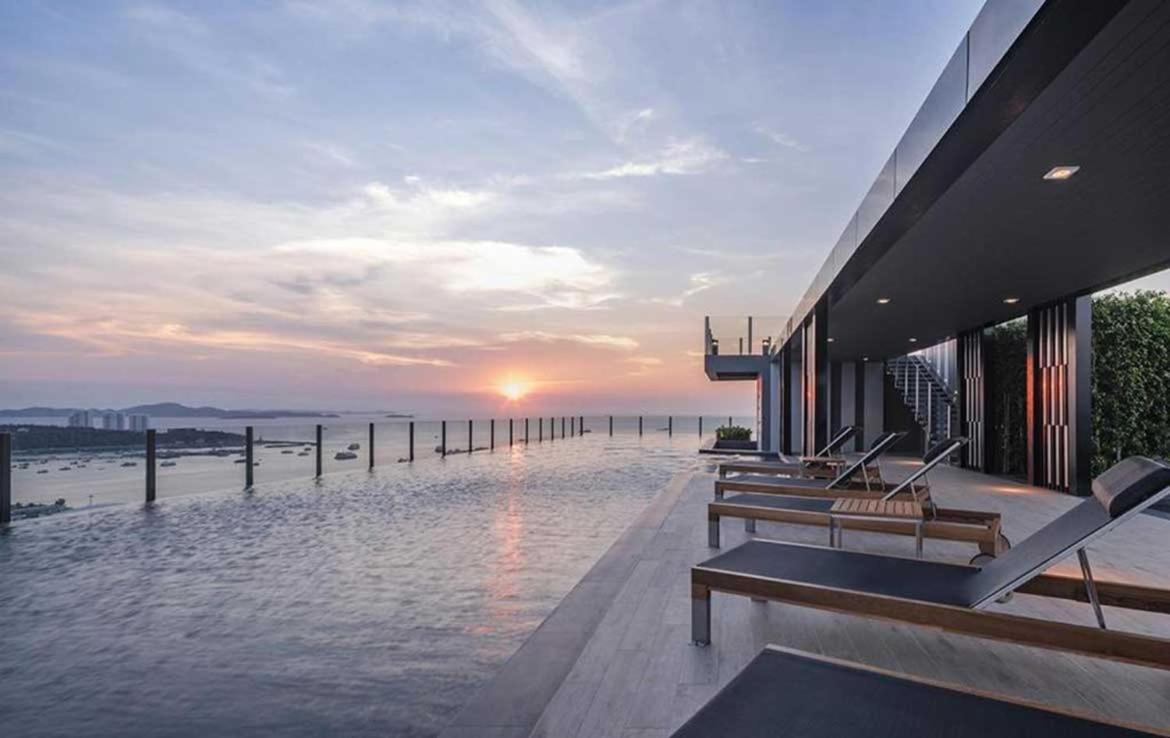 The Base Central Pattaya By Adam Eksteriør billede